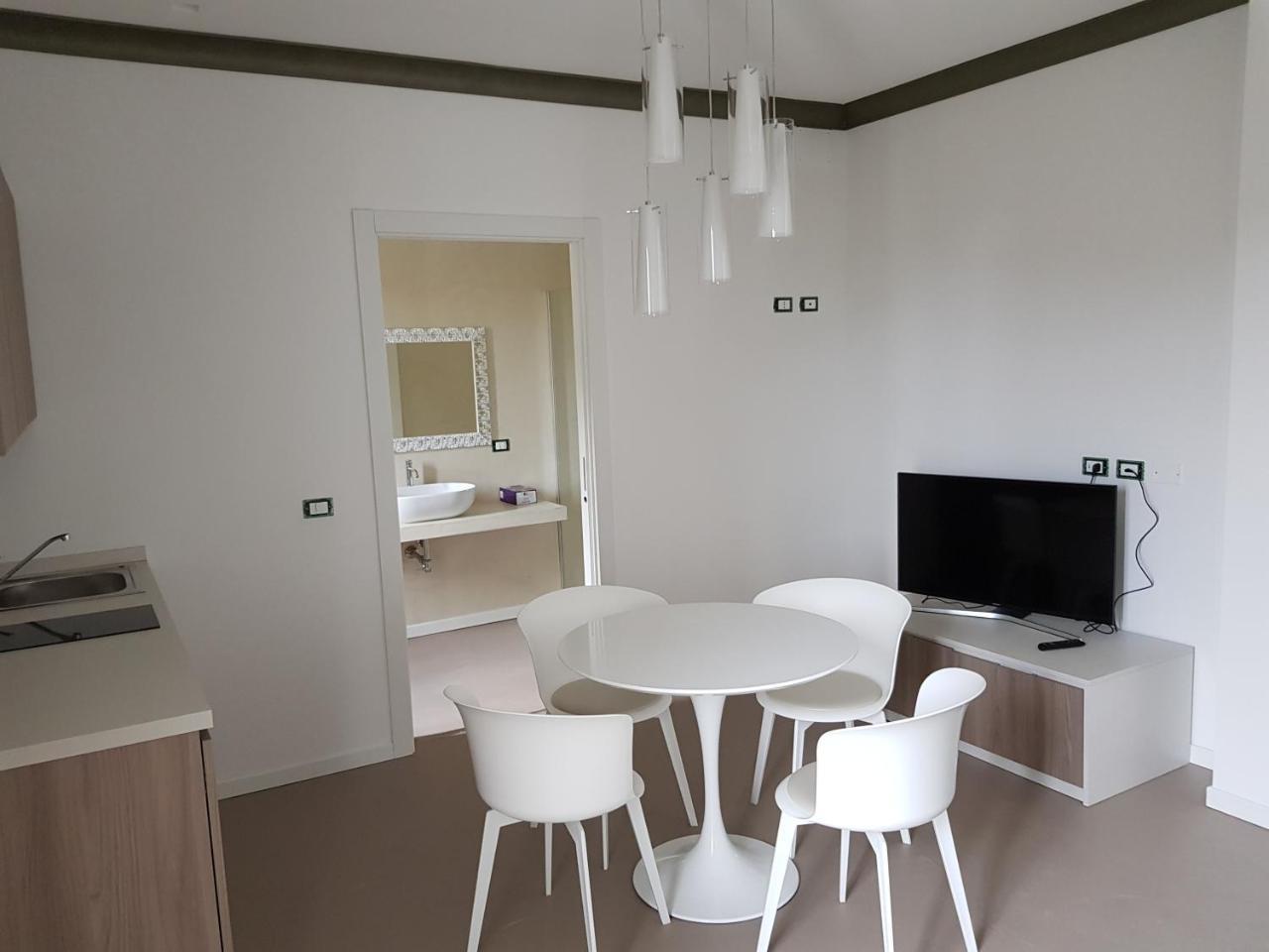 Venus Hotel 4*